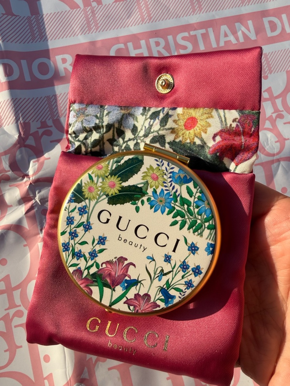 Gucci Beauty Floral Compact in Pink, Cream, Green, Blue and Gold